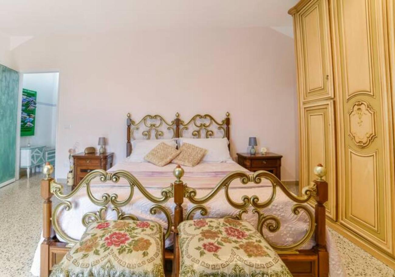 Comfort, Parcheggio E Balcone Su Tricarico In Basilicata, Io Sono Qui Exterior photo